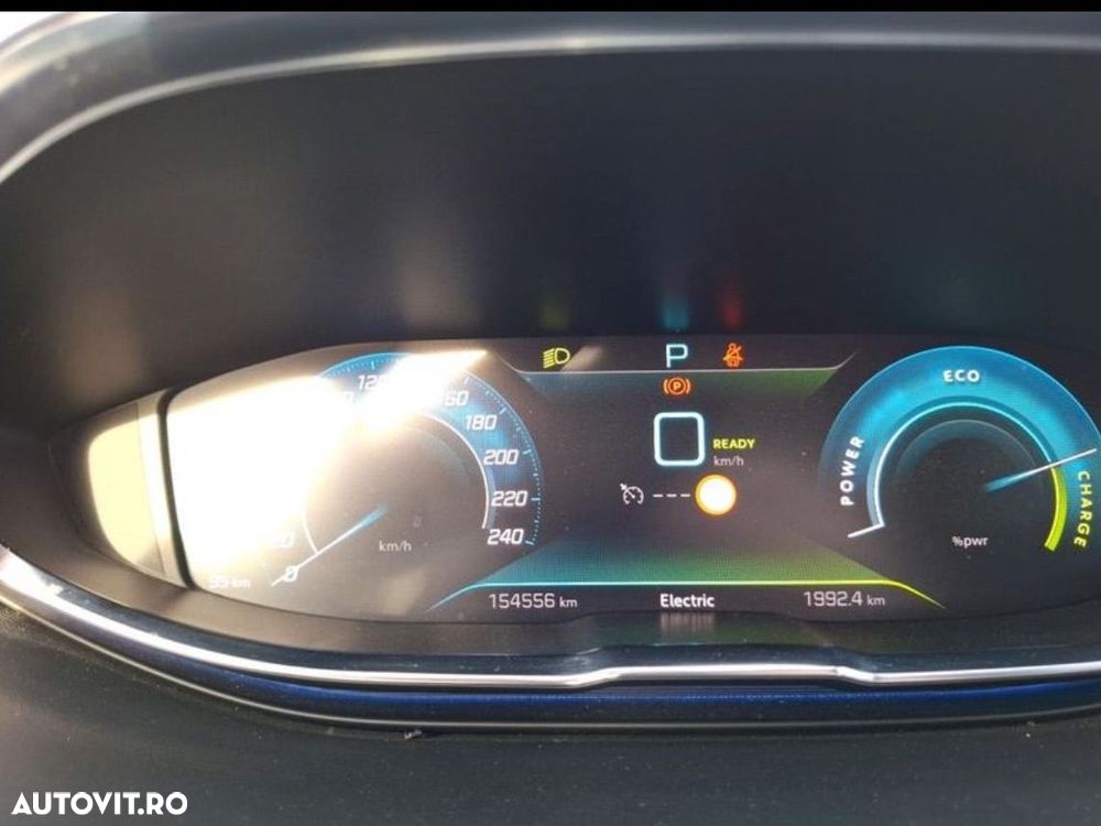 Peugeot 3008 - 11