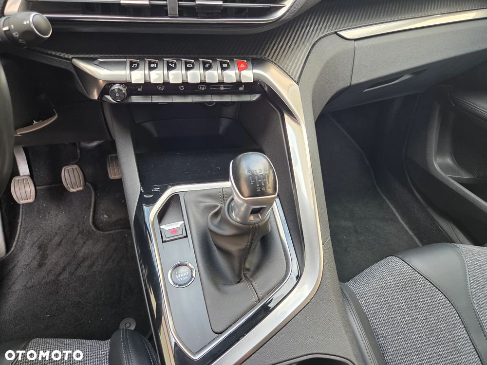 Peugeot 5008 BlueHDI 130 Allure Business-Paket - 21