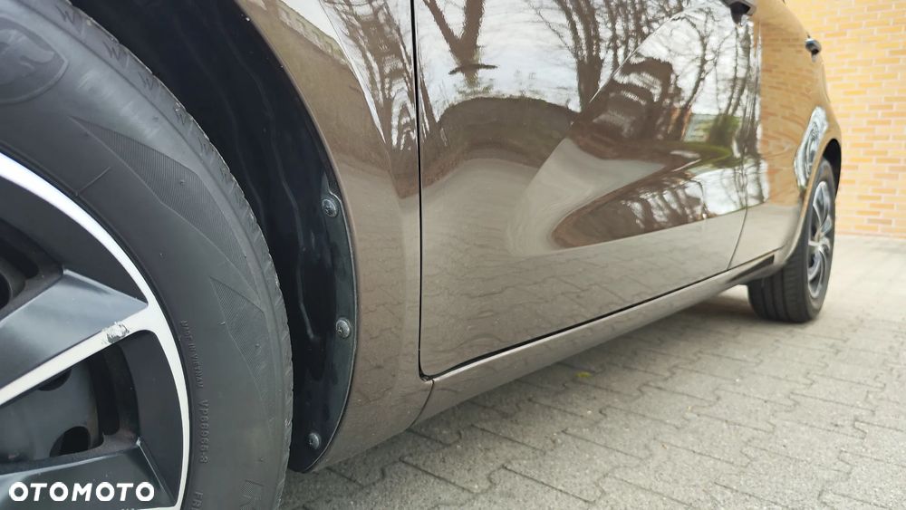 Kia Rio 1.2 Attract - 17