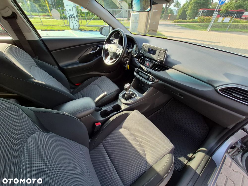 Hyundai i30 1.5 DPI Modern - 18