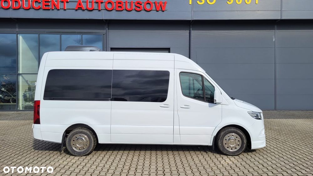 Mercedes-Benz Sprinter 907.221 - 3
