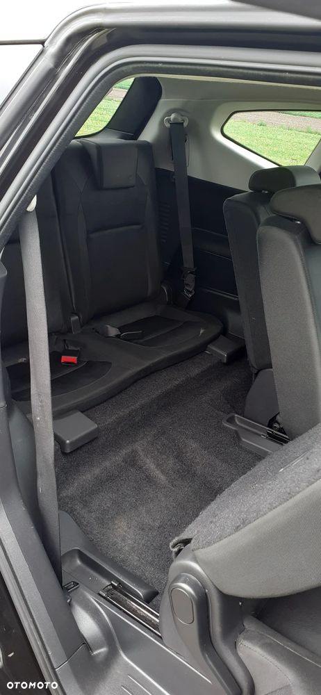 Nissan Qashqai+2 - 12