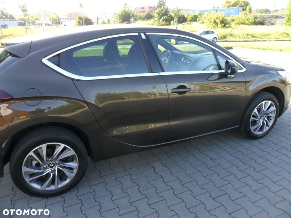 Citroën DS4 VTi 120 SoChic - 28