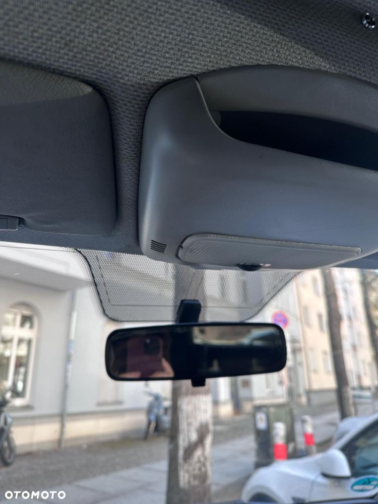 Mercedes-Benz Vito - 10