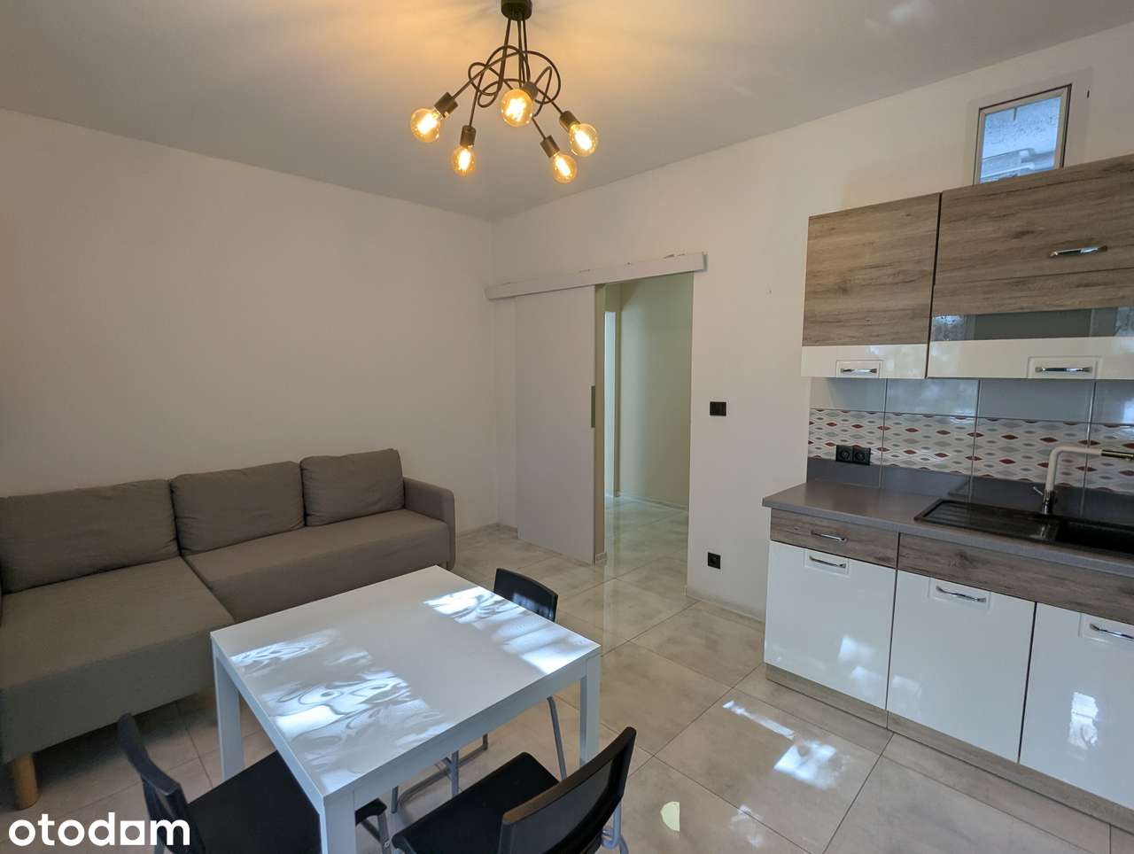 38 m2 dwa pokoje plac Hallera kamienica do zamieszkania