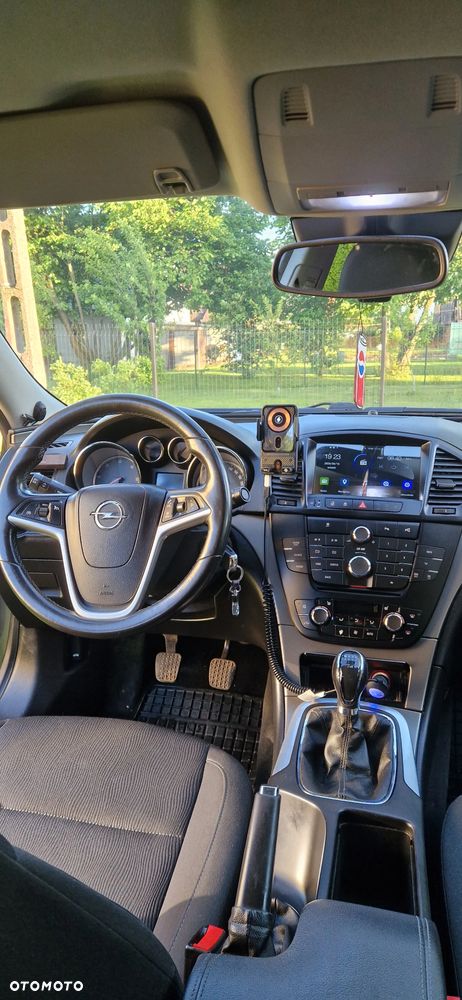 Opel Insignia 2.0 CDTI - 9
