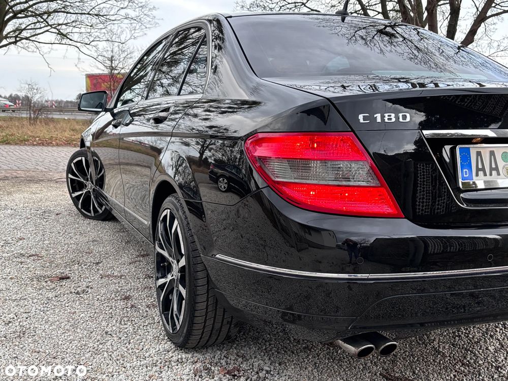 Mercedes-Benz Klasa C 180 Kompressor Avantgarde - 24