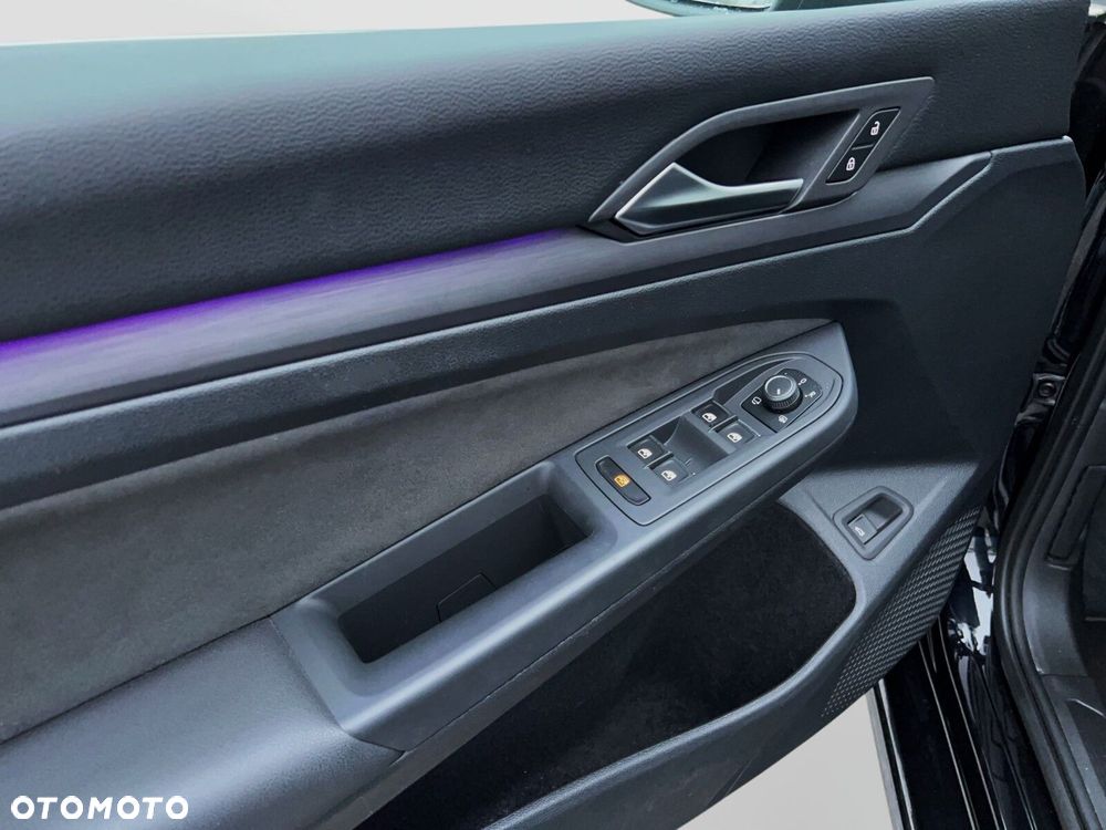 Volkswagen Golf 2.0 TDI Style DSG - 17