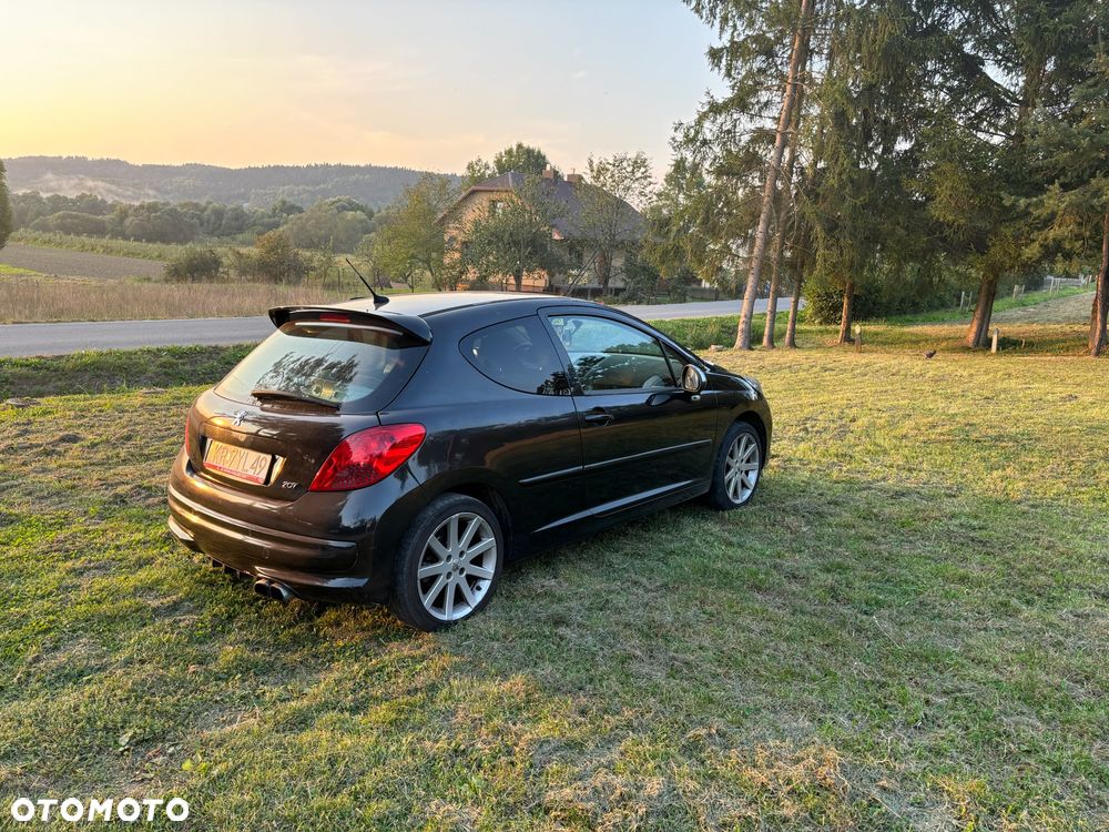 Peugeot 207 RC - 7