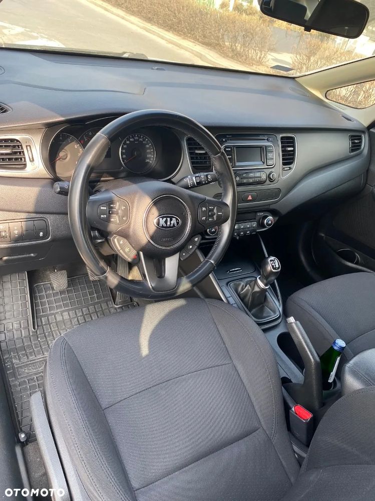 Kia Carens 1.6 GDI M - 3