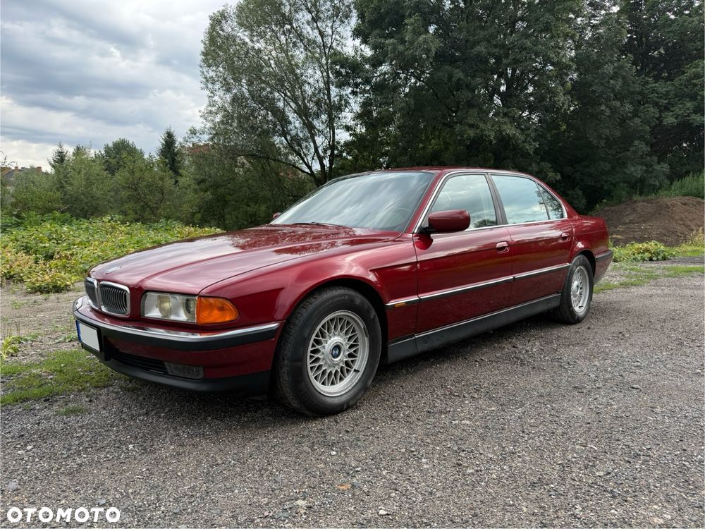 BMW Seria 7 740iL - 3