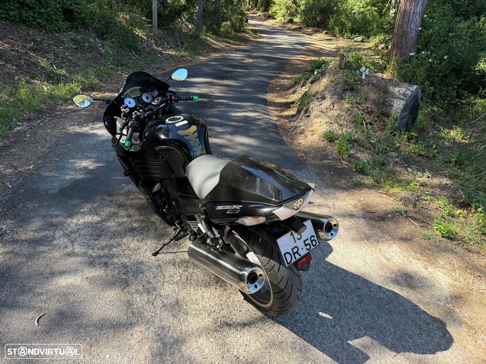 Kawasaki ZZR 1400 - 14