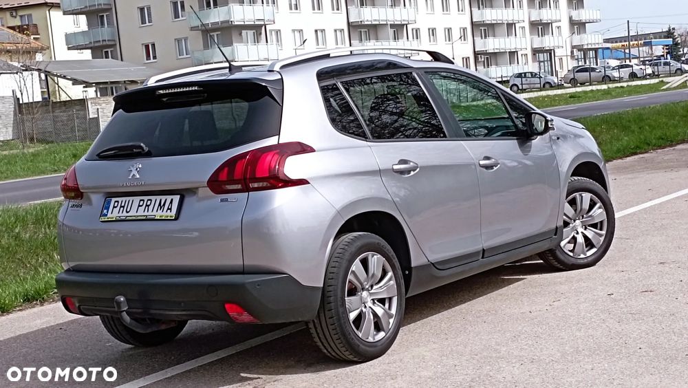 Peugeot 2008 - 11