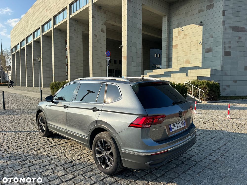 Volkswagen Tiguan Allspace 2.0 TDI SCR DSG Life - 2