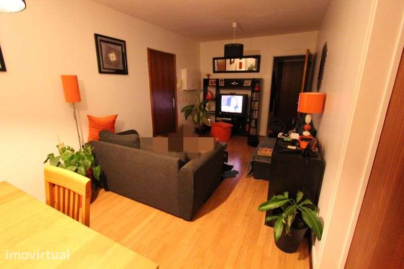 Apartamento T3 a 800 metros da praia - Grande imagem: 2/12