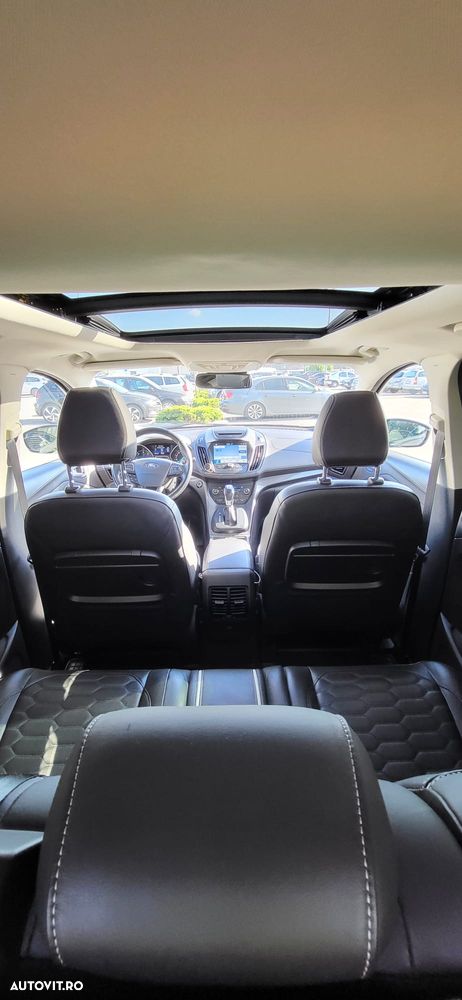 Ford Kuga 2.0 TDCi 4WD Powershift Vignale - 27