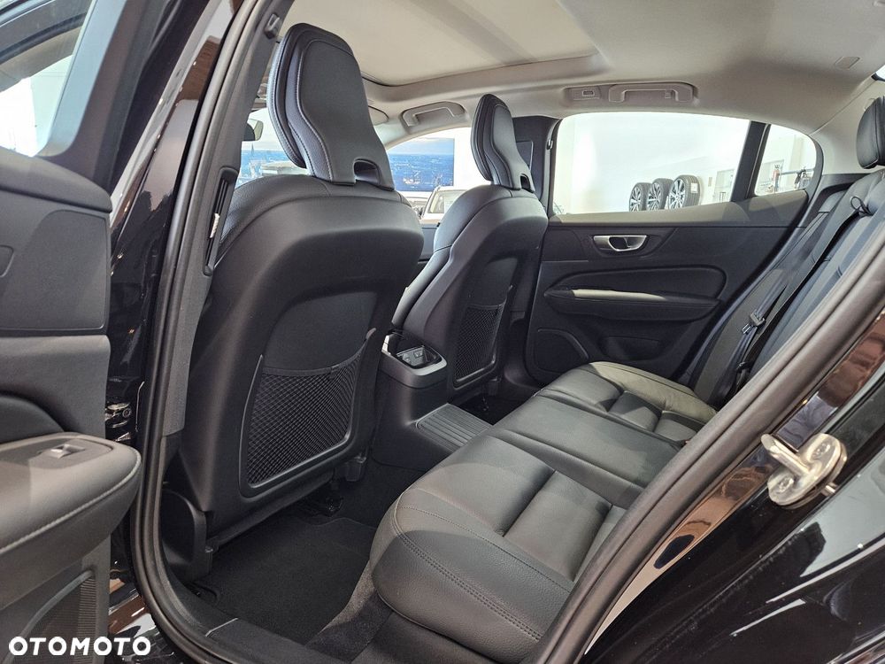 Volvo S60 - 30