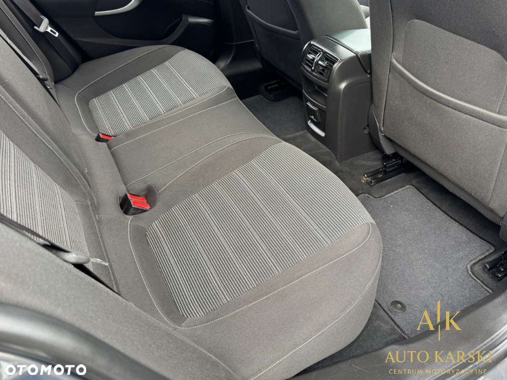Opel Insignia - 23