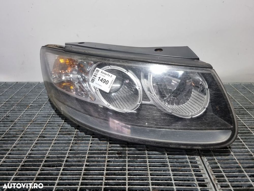 Far Dreapta Hyundai Santa Fe 2 2006 - 2012 SUV 4 Usi (1490) Cu lupă - 1