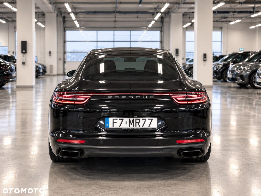 Porsche Panamera 4 Executive - 5