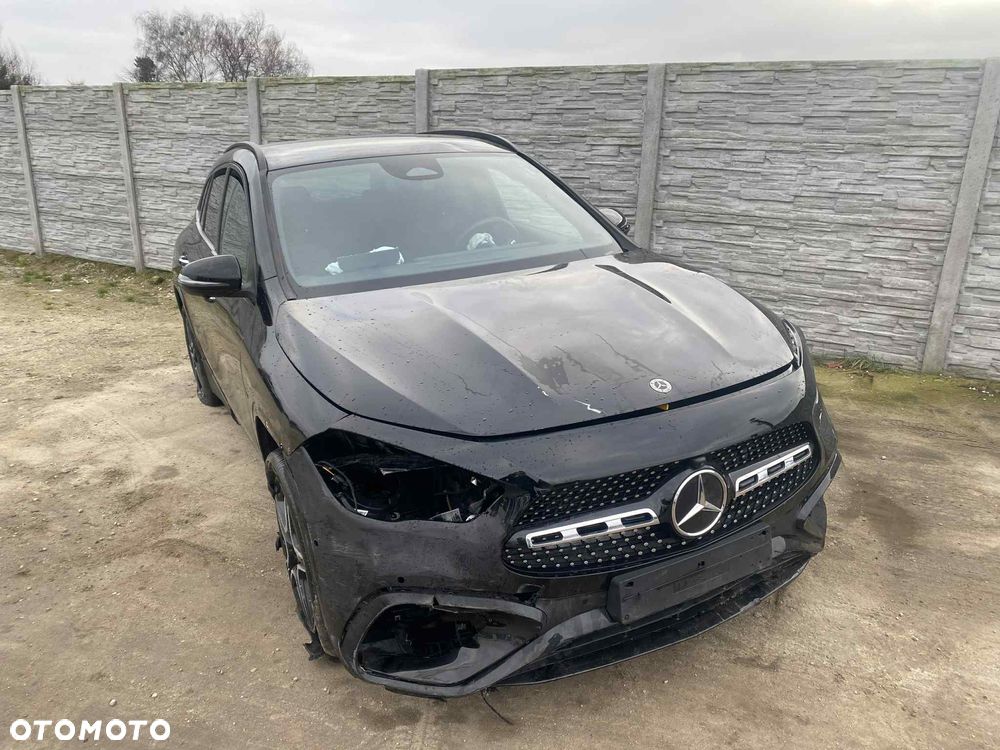 Mercedes-Benz GLA 200 mHEV AMG Line 7G-DCT - 19