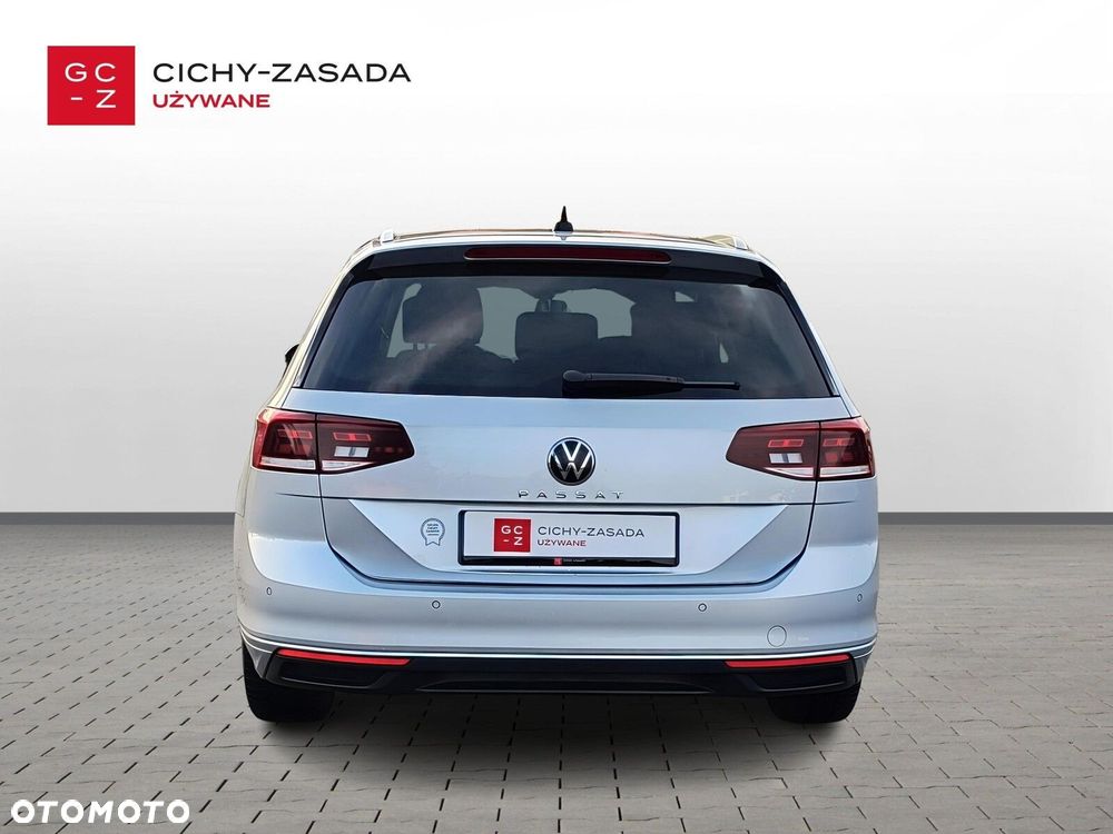 Volkswagen Passat Variant - 4