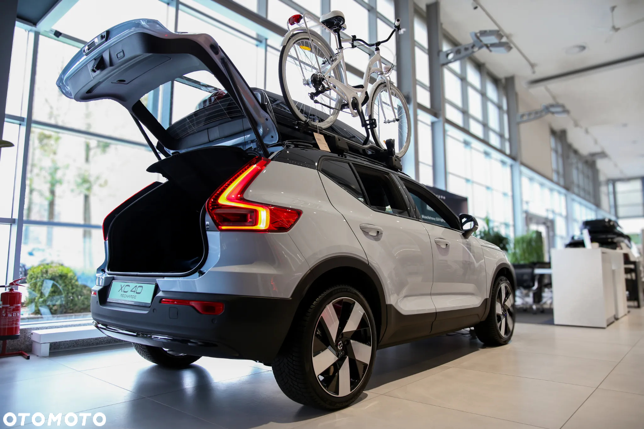 Volvo XC 40 Recharge Extended Range Plus - 9
