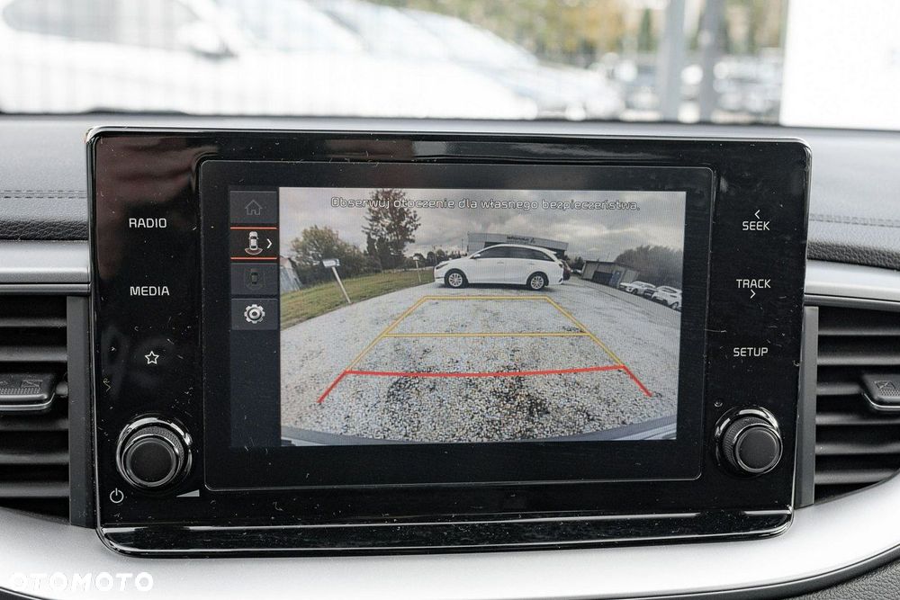 Kia Ceed 1.5 T-GDI M DCT - 21