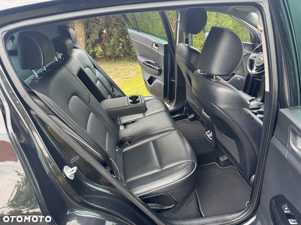 Kia Sportage 1.6 GDI Black Edition 2WD - 27