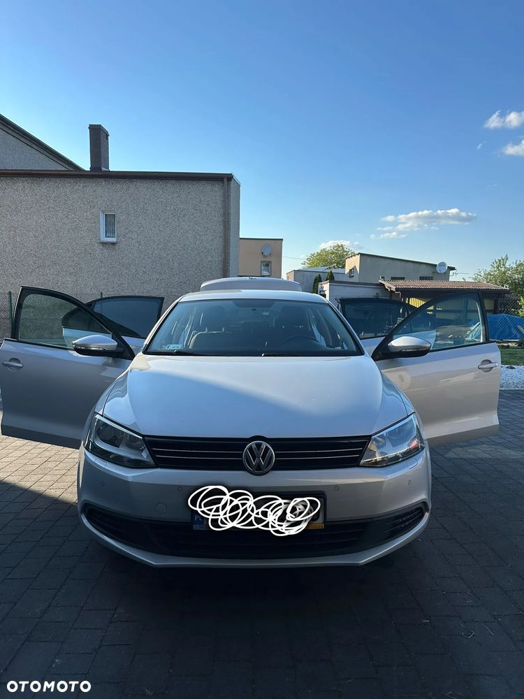 Volkswagen Jetta 1.4 TSI Comfortline - 2