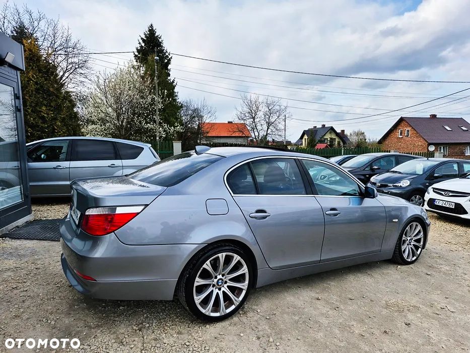 BMW Seria 5 523i - 12