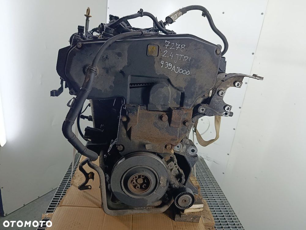SILNIK ALFA ROMEO 159 939A9000 2.4 JTDM - 6