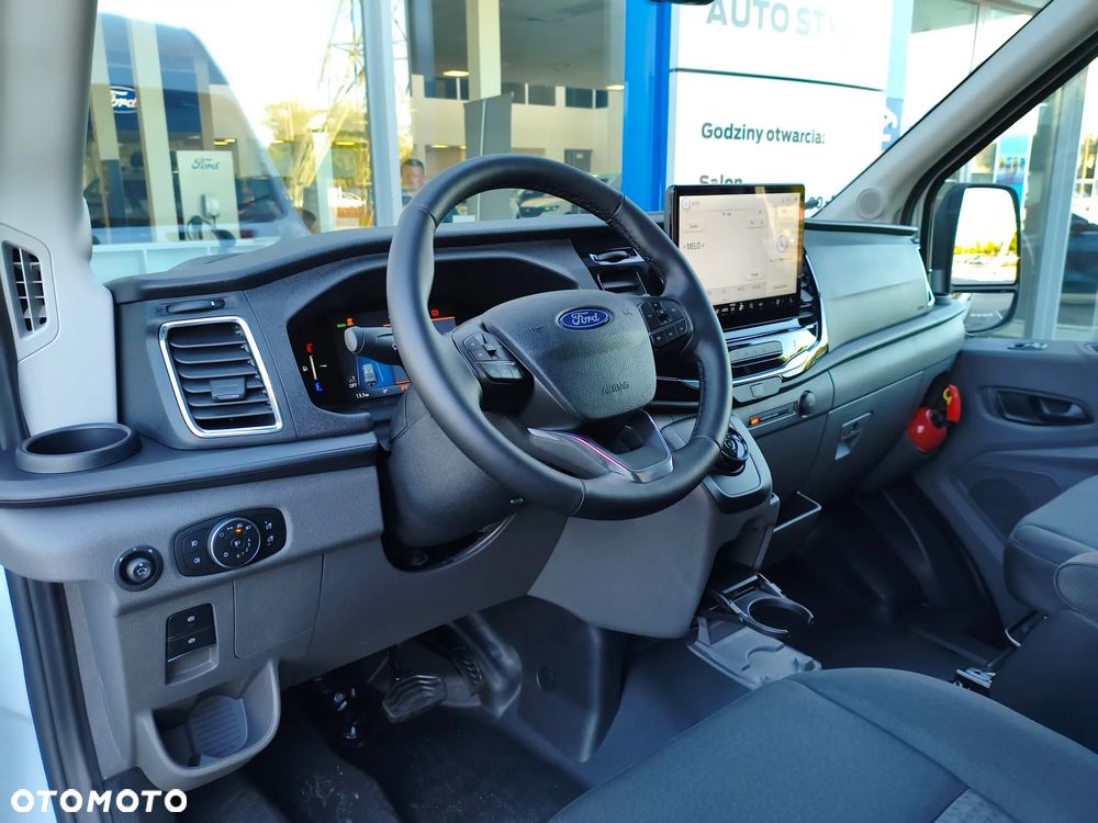 Ford E-Transit - 4