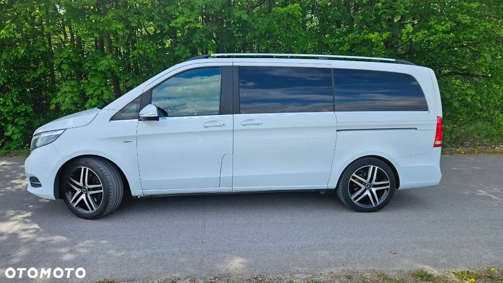 Mercedes-Benz Klasa V 250 BlueTEC lang 7G-TRONIC Edition 1 - 3