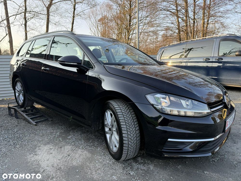 Volkswagen Golf - 3