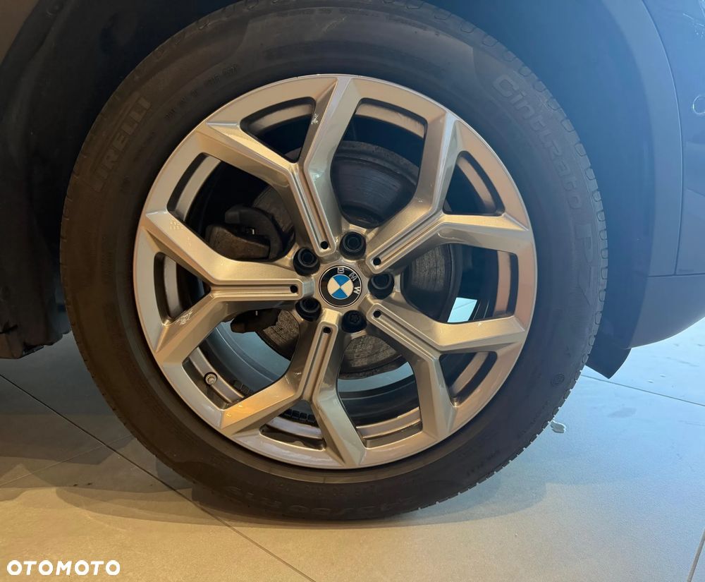 BMW X4 xDrive20d sport - 32