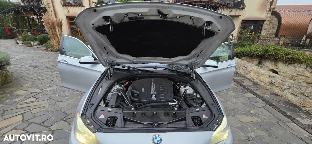 BMW Seria 5 530d xDrive Aut. Modern Line - 10