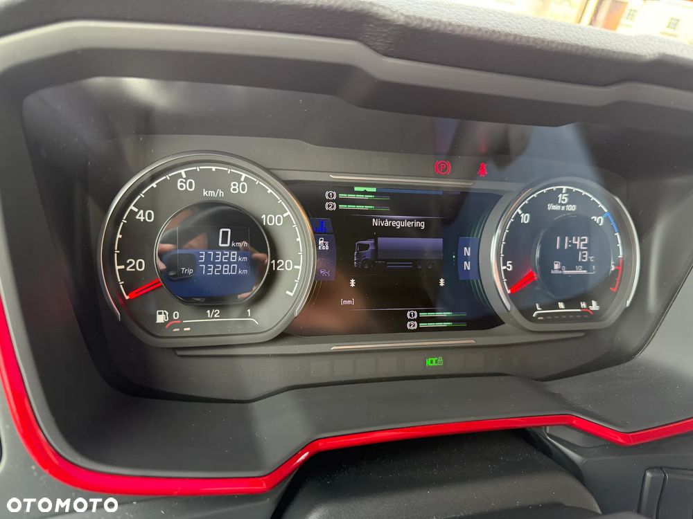 Scania Koniowóz STX S770 5-koni + Duża przyczepa, 4-konie - 11