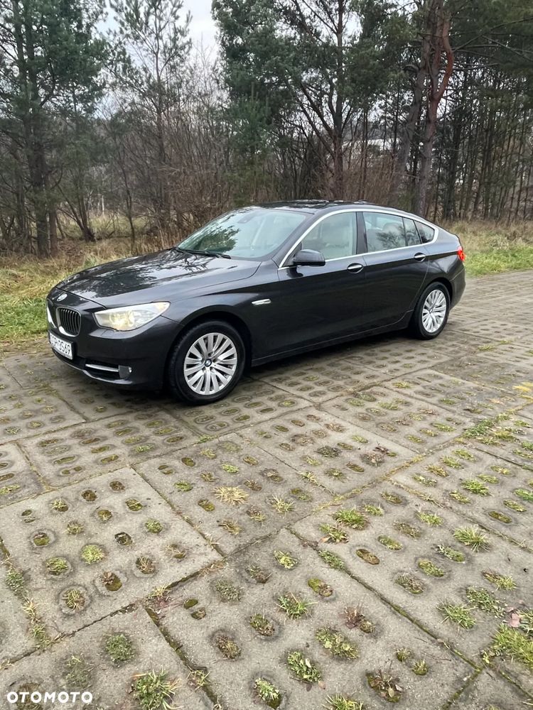 BMW 5GT - 2