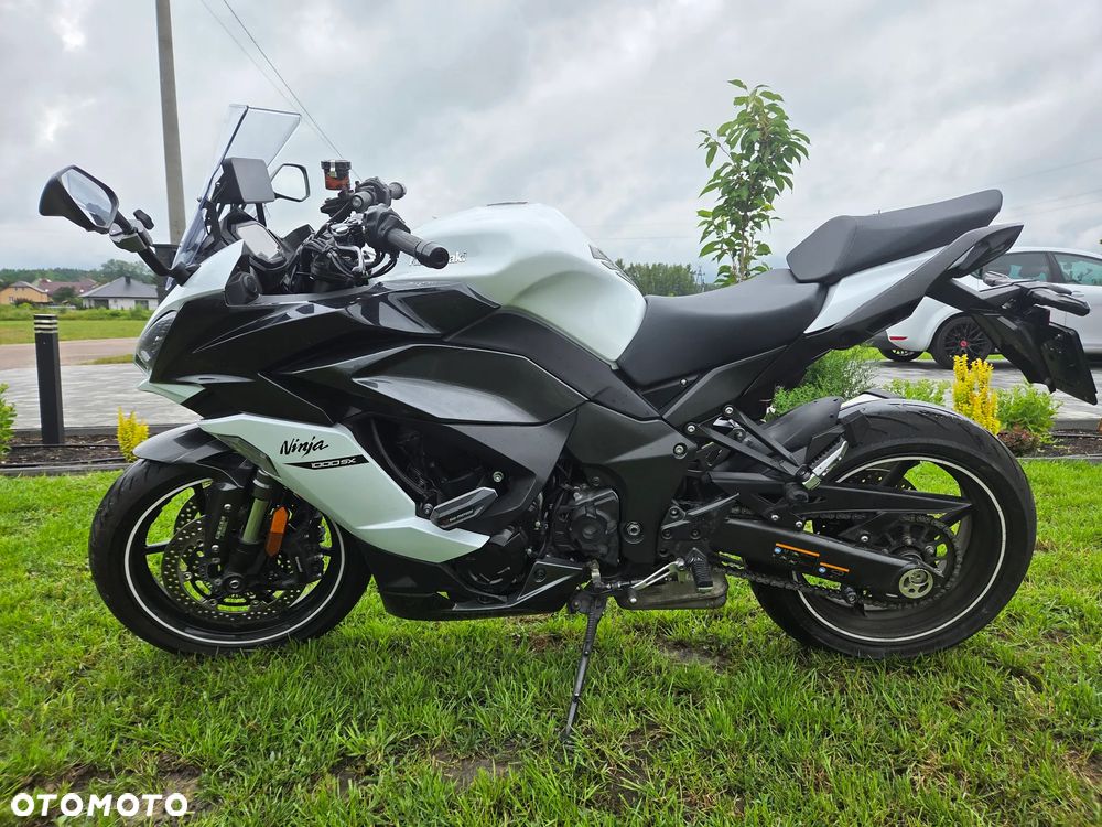Kawasaki Ninja 1000 SX - 6