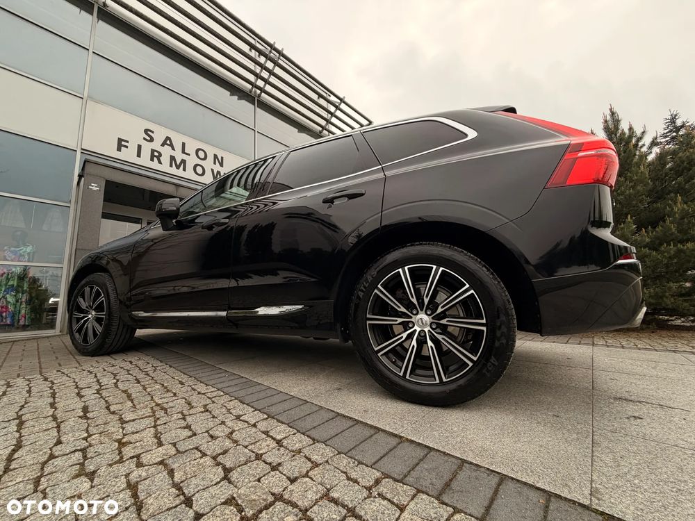 Volvo XC 60 D4 AWD Geartronic RDesign - 17