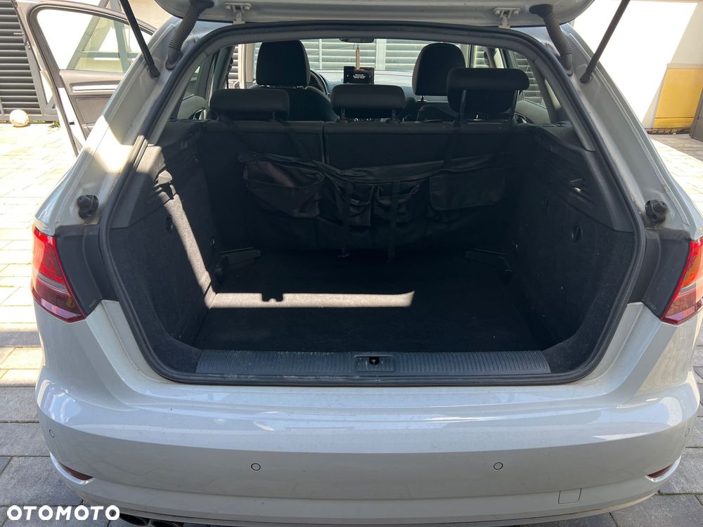 Audi A3 Sportback - 9