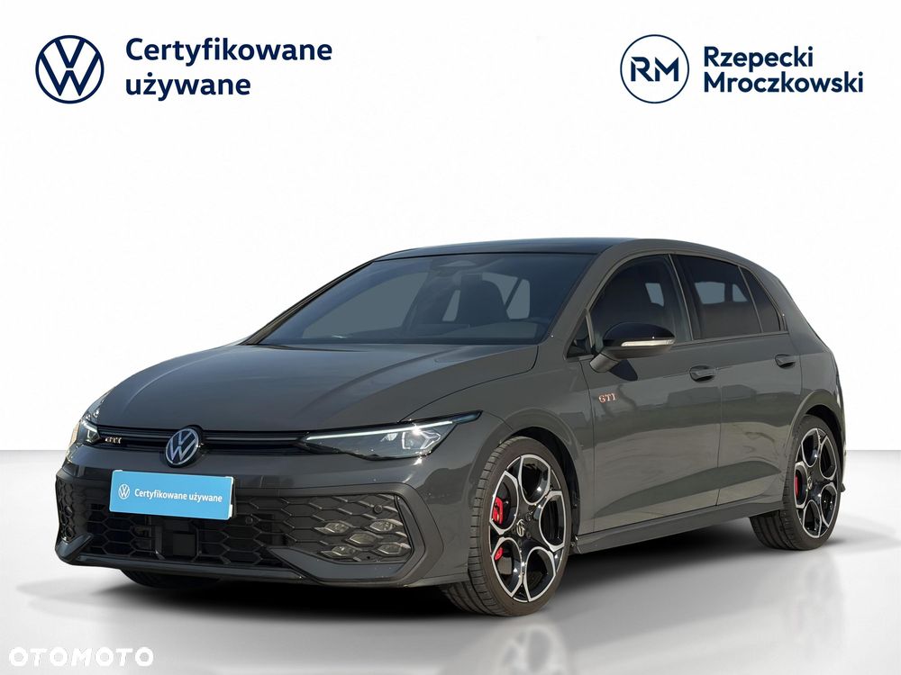 Volkswagen Golf - 2