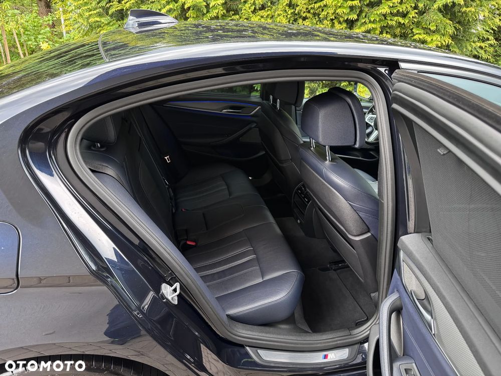 BMW Seria 5 520d xDrive M Sport sport - 34