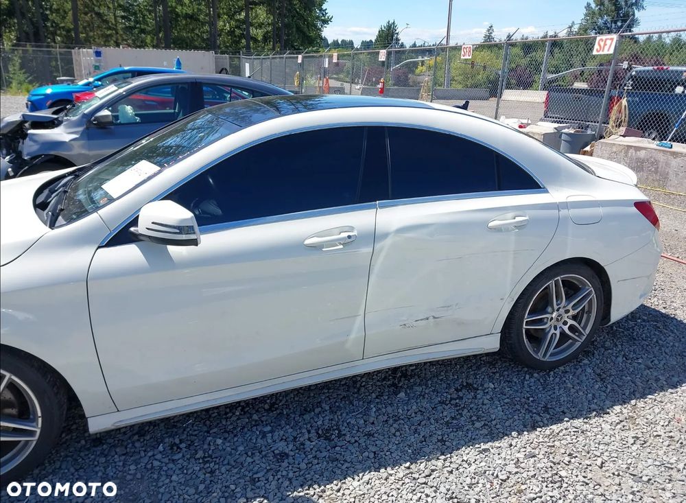 Mercedes-Benz CLA - 6