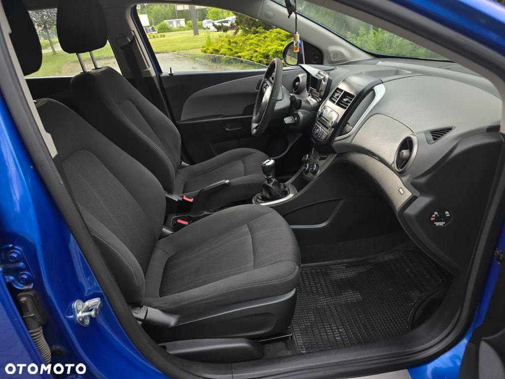 Chevrolet Aveo 1.3 D LTZ - 14