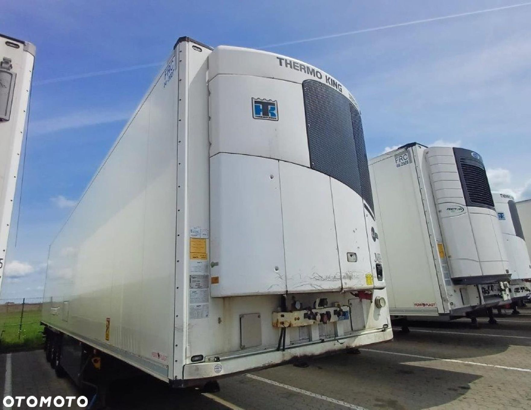 Schmitz Cargobull SKO FP 45 ThermoKing SLXi 300 - 4