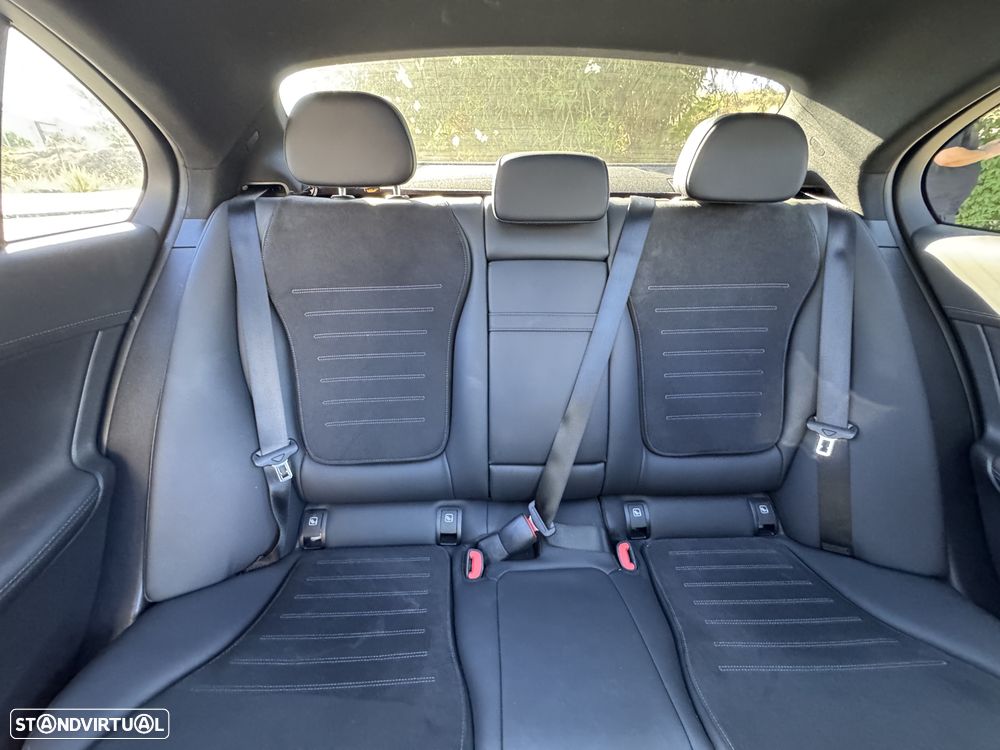 Mercedes-Benz C 300 - 17