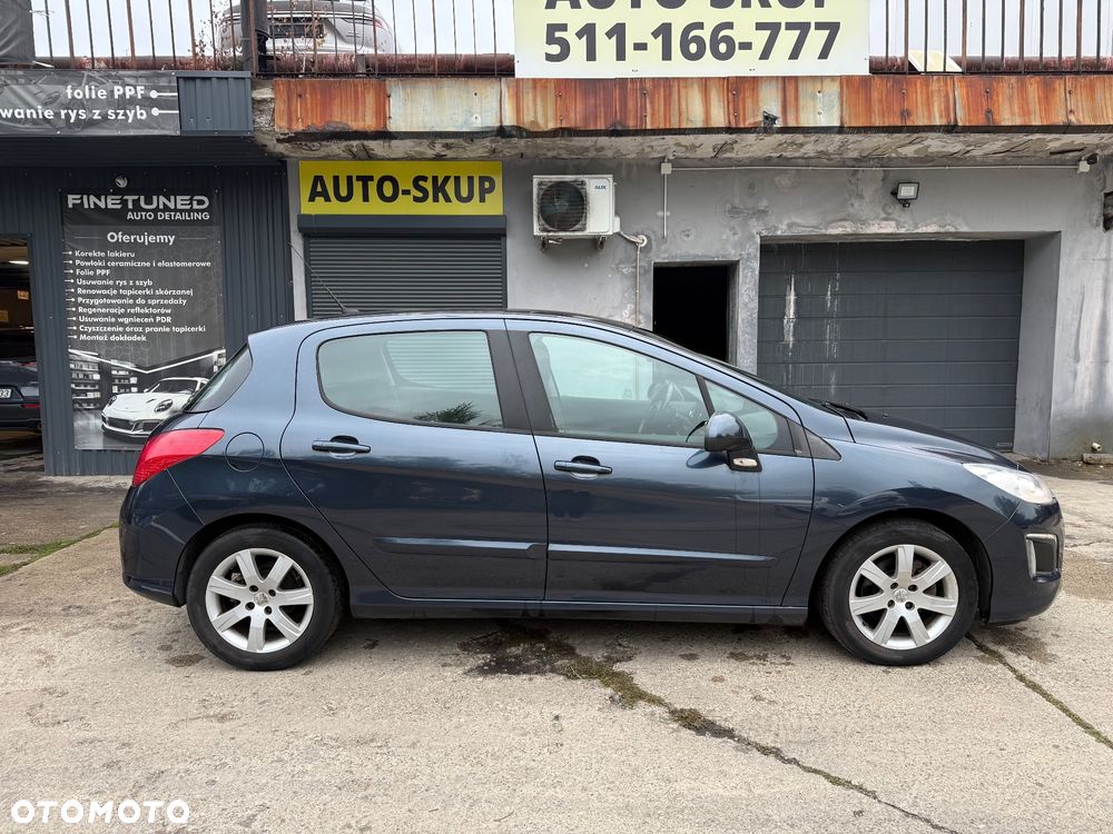 Peugeot 308 2012