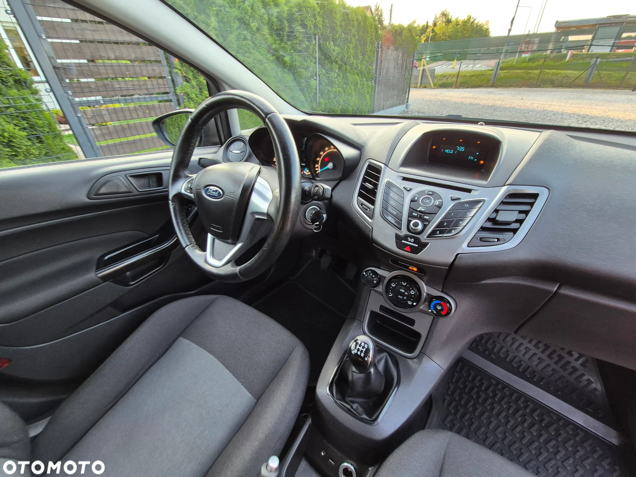 Ford Fiesta 1.25 Celebration - 33